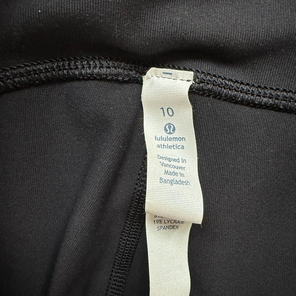 lululemon athletica Black cropped Leggings - Picture 3 of 6
